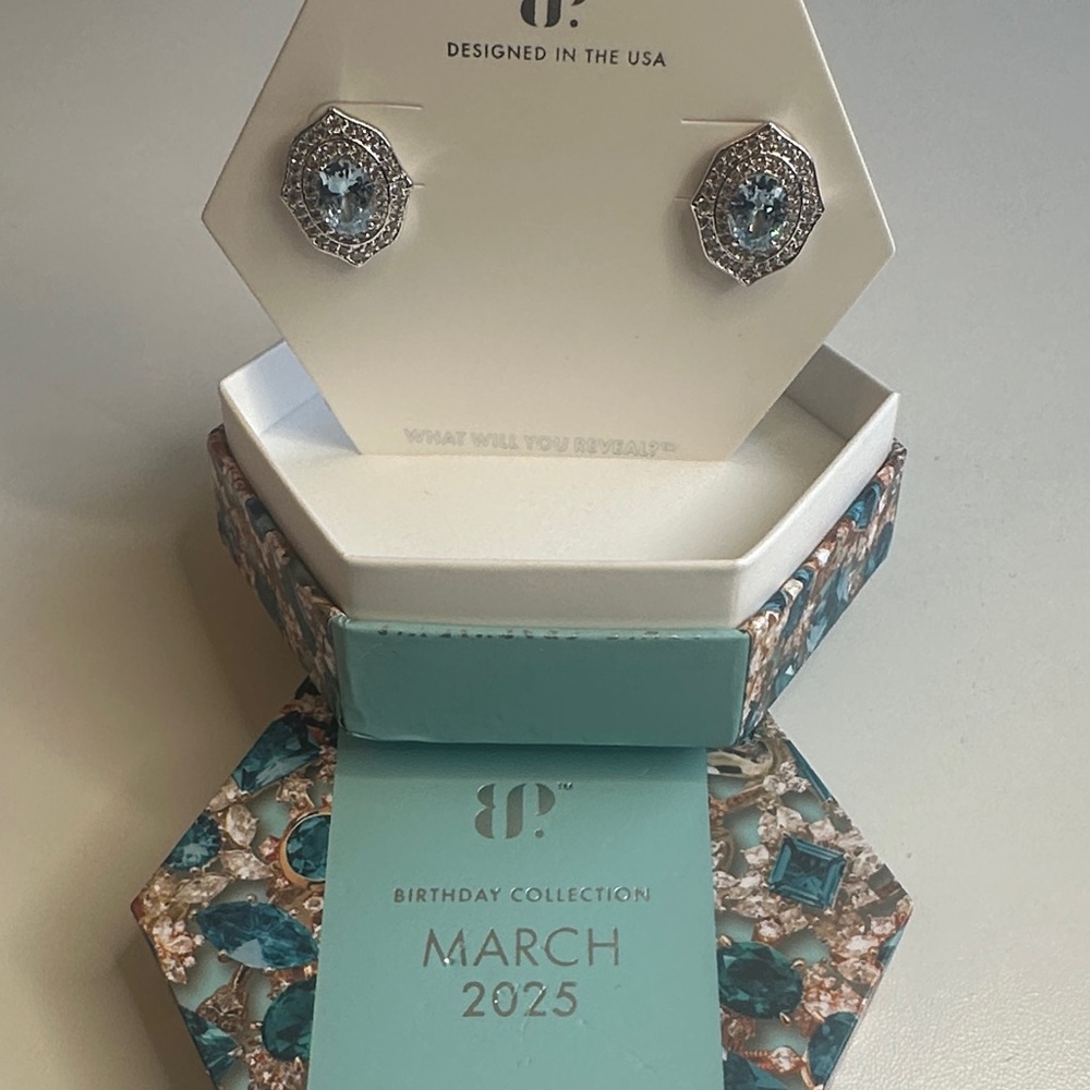 Bomb Party March Birthstone Aquamarine Stud Earrings - Silver Tone